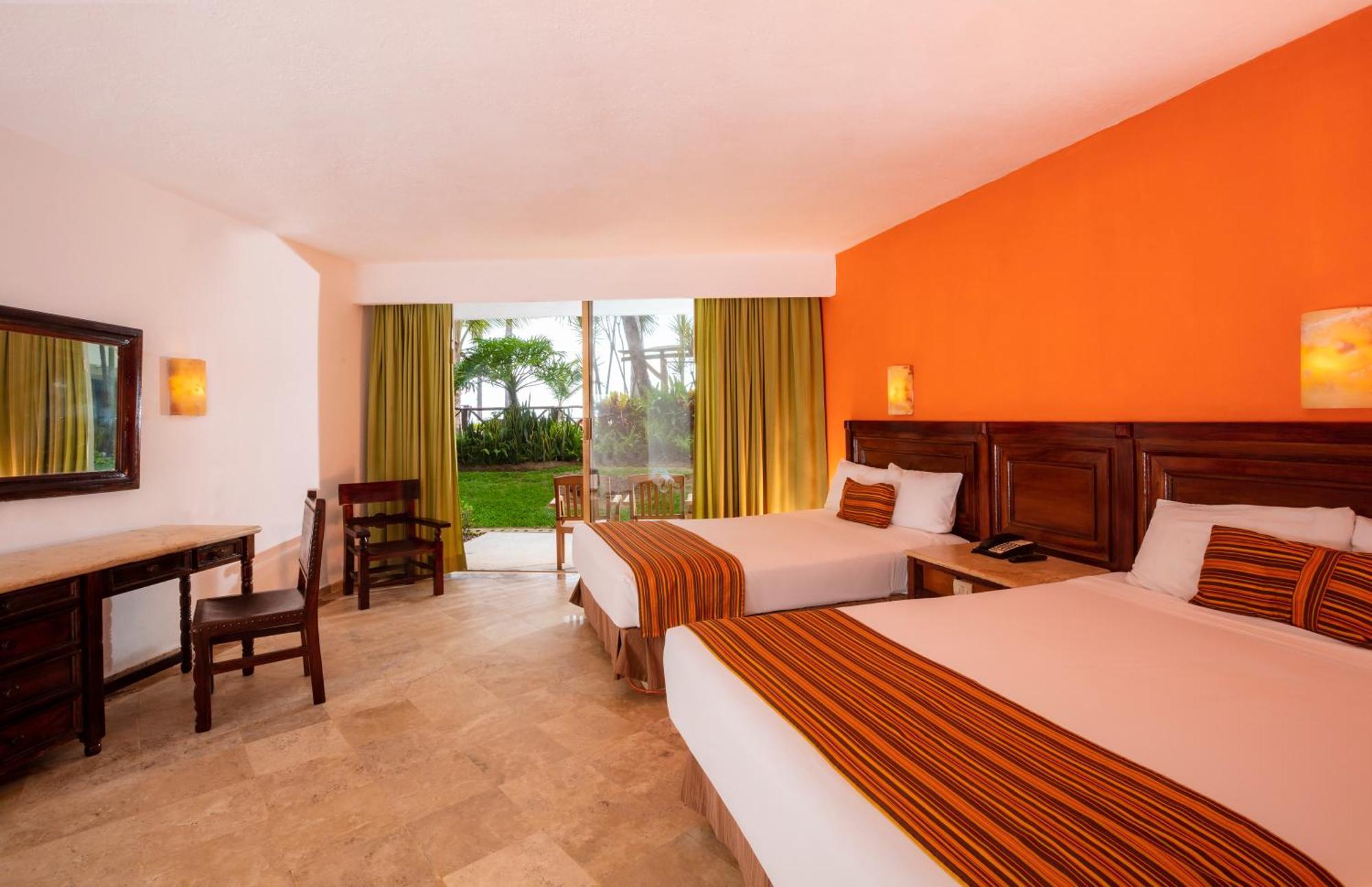 Las Palmas By The Sea All Inclusive Puerto Vallarta Eksteriør bilde